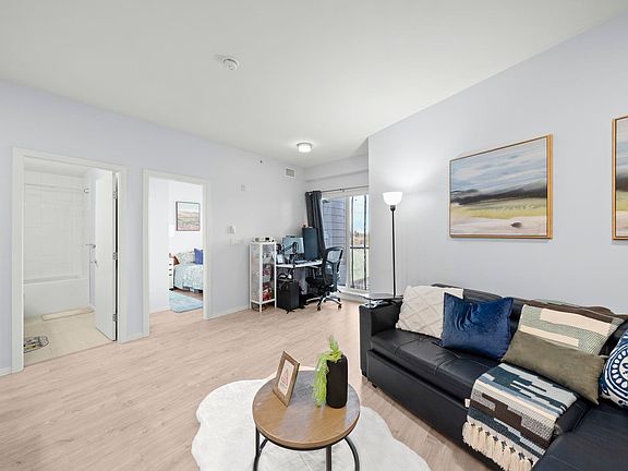 5th image of 6283 Kingsway Penthouse 18