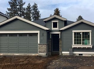 60454 Hedgewood Ln, Bend, OR 97702