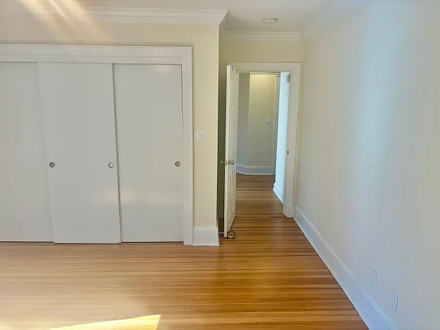 E Carver St — Photo 18