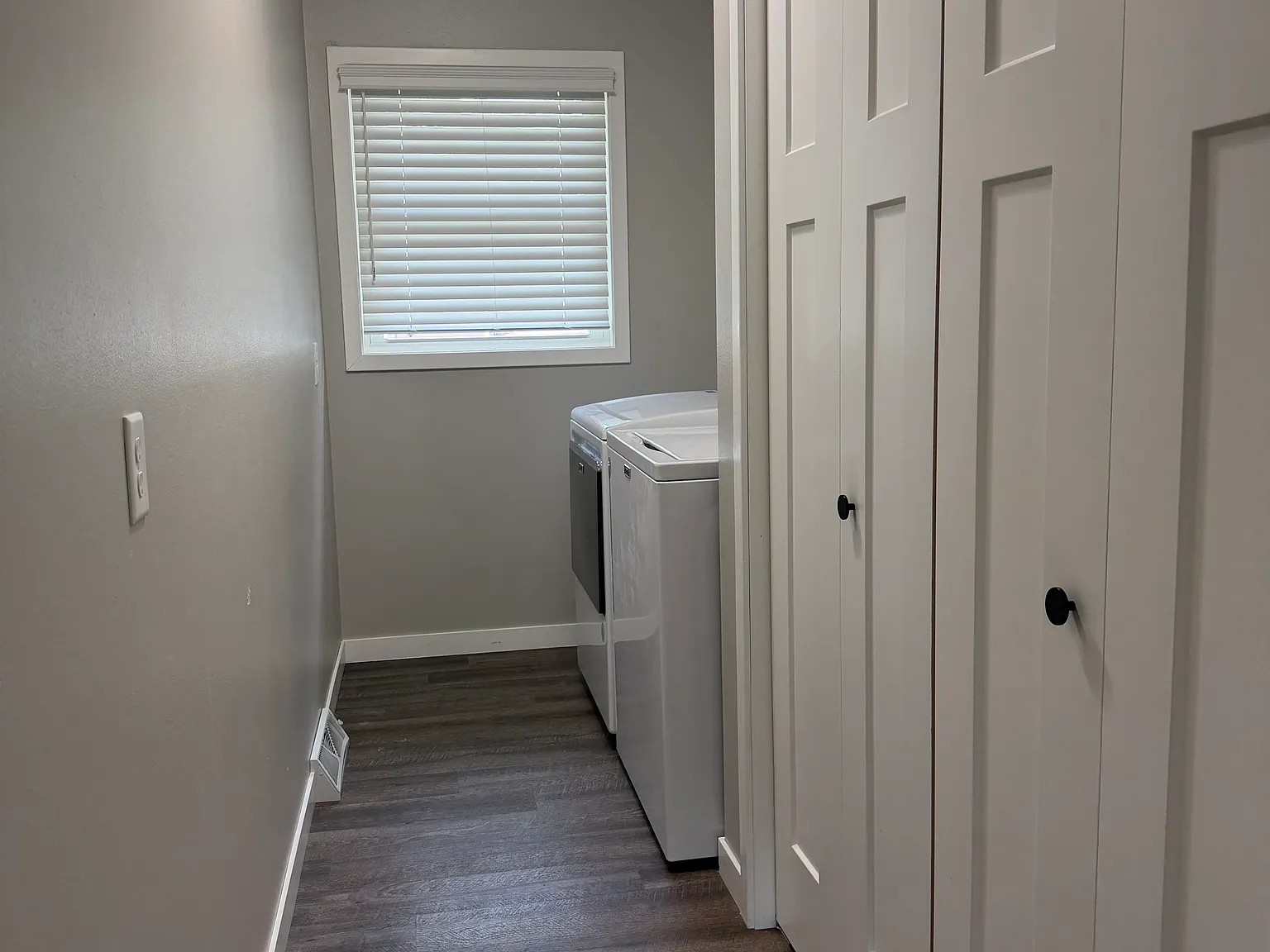 2 bed, 1040 sqft, $1,500 — Photo 3