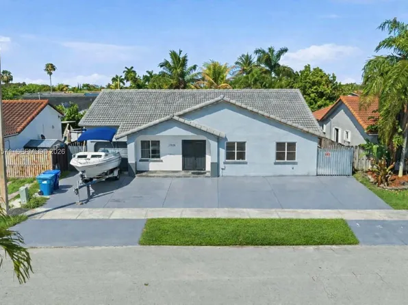 17036 SW 144th Ct, Miami, FL 33177