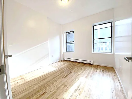 Rented by Manhattan Spaces | media 13