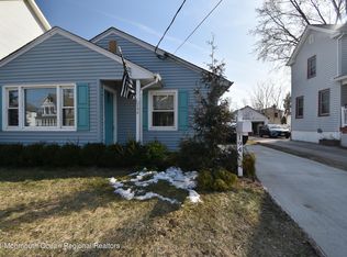 194 2nd St, Keyport, NJ 07735