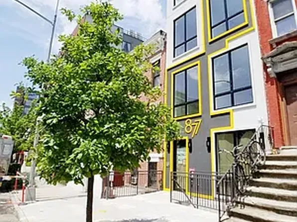 877 Park Avenue image 7 of 7