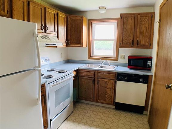 5th image of 3741 Allen Dr