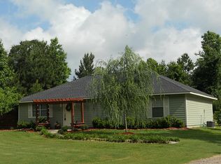 18310 Mail Route Rd, Montgomery, TX 77316