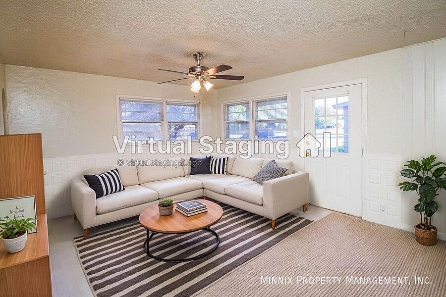 1st image of 4407 42nd St