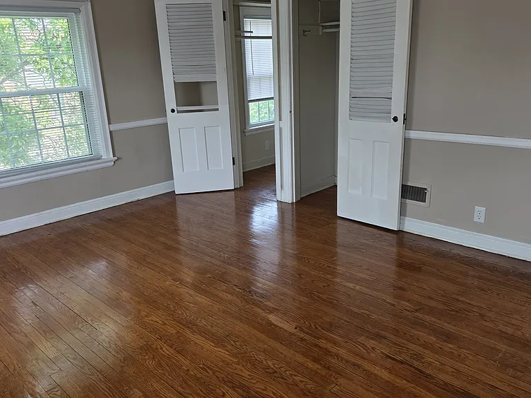 5572 N Bethmaur Ln — Photo 41