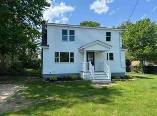 5 Bicycle Ave, Rochester, NH 03867