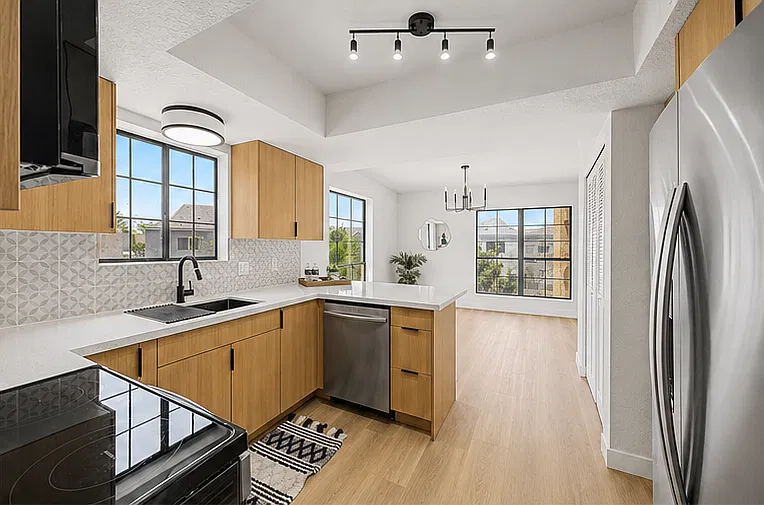 2 bed, 1623 sqft, $2,500 — Photo 1