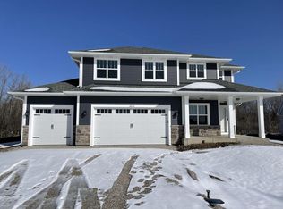 6032 Fox Run Ln, Racine, WI 53406