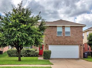 4881 Parkview Hills Ln, Fort Worth, TX 76179