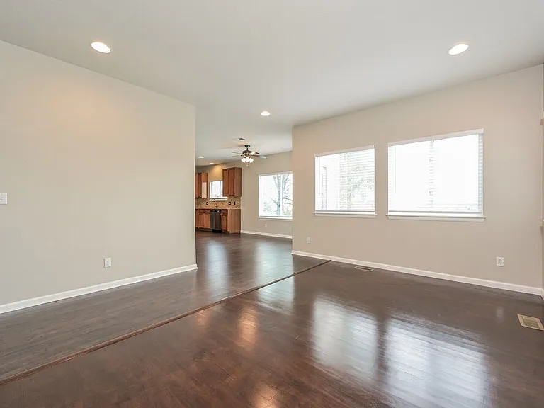 3537 E 141st Pl — Photo 6