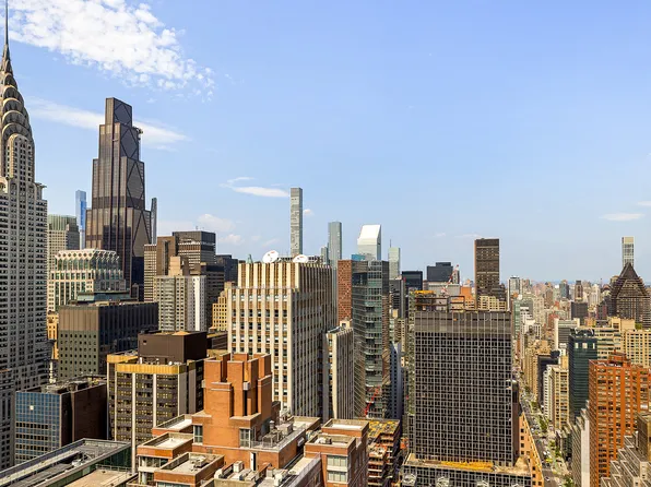 250 East 40th Street image 23 of 24