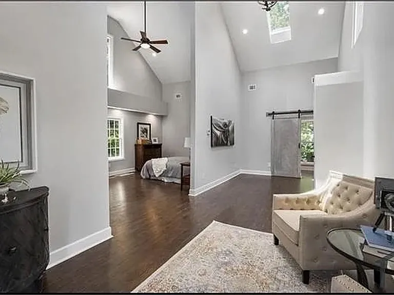 984 Dill Ave SW — Photo 20