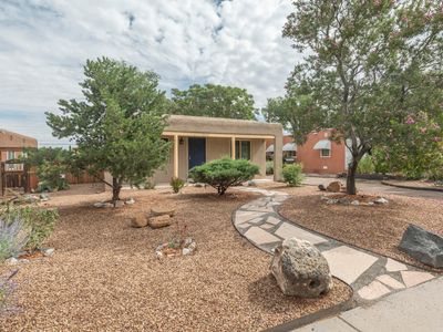 2727 Burton Ave SE, Albuquerque, NM, 87106