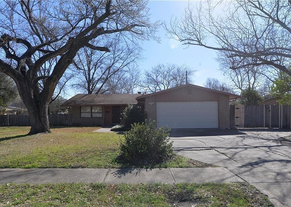 1st image of 834 Brentwood Ln
