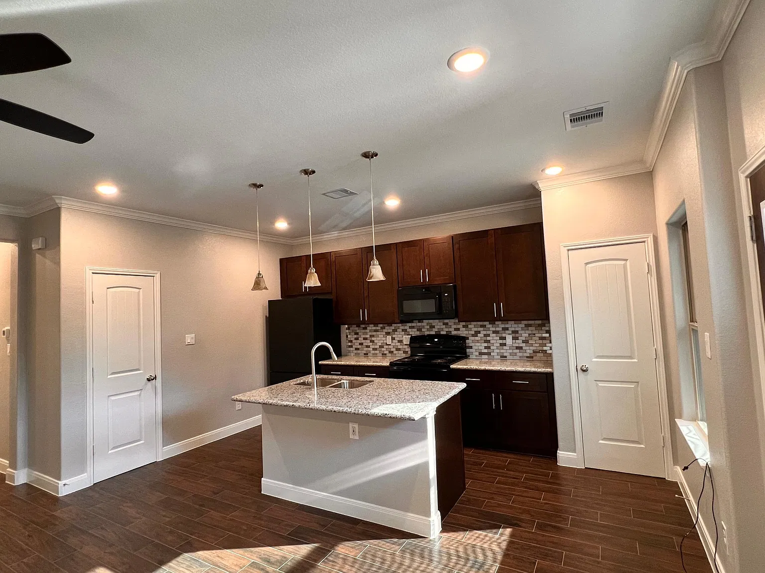 4822 Falls St — Photo 4