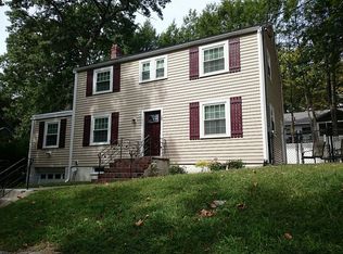 10 Ledgewood Rd, West Roxbury, MA 02132