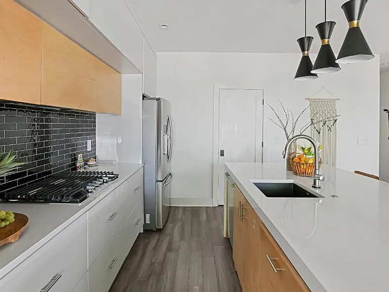 634 Bonaventure Ave NE #3 — Photo 21
