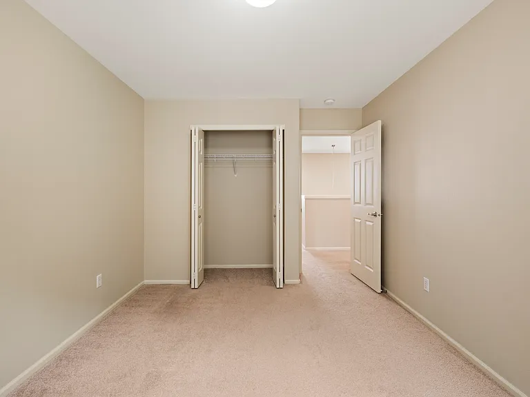 613 195th St SE — Photo 32