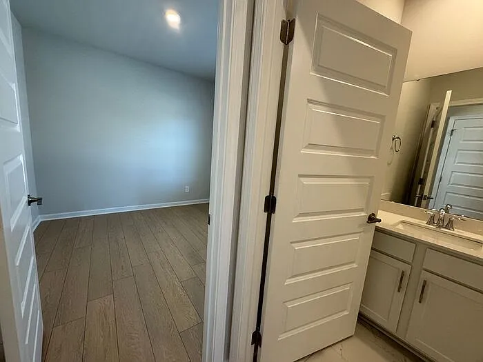 15589 Ruthie Lynn Dr — Photo 36