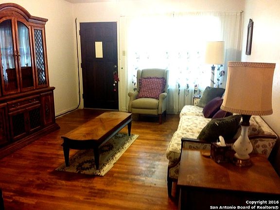 2nd image of 415 Dresden Dr