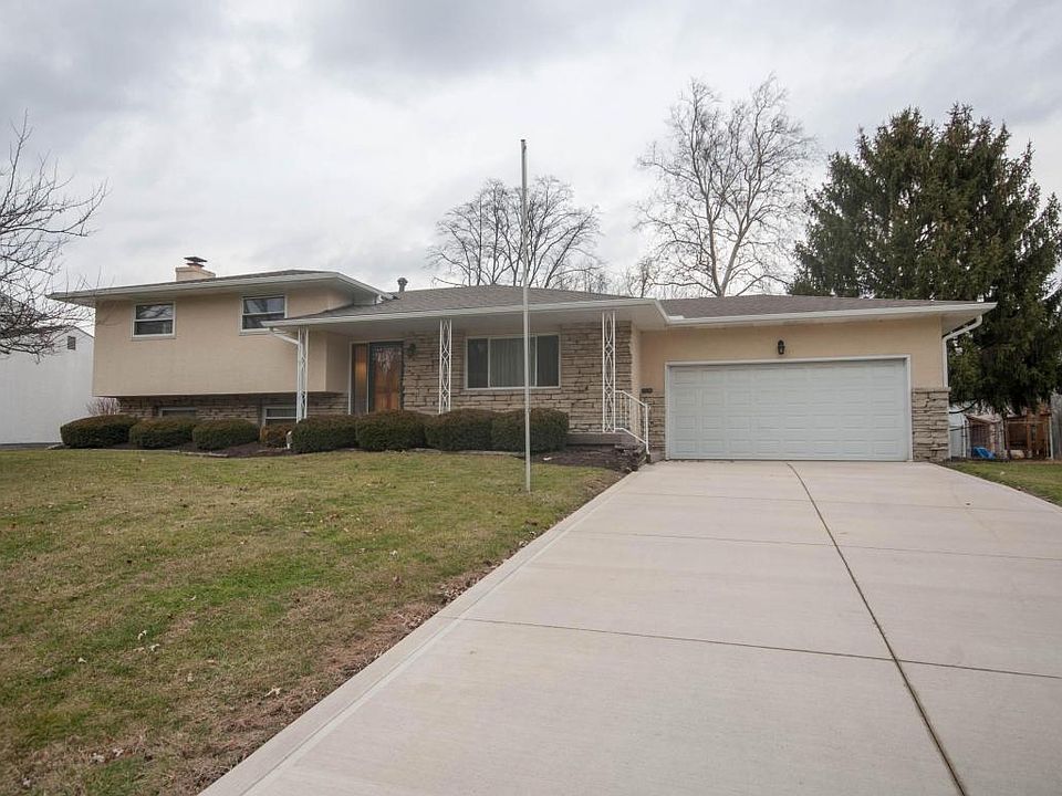 1st image of 3658 Darbyshire Dr
