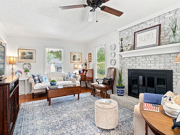 2nd image of 206 Angie Dr