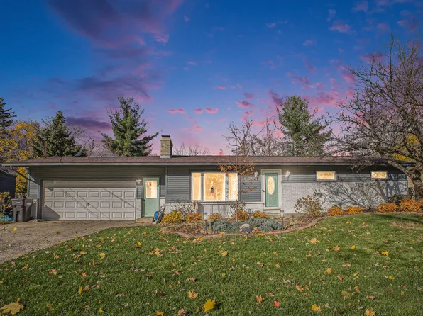 4343 Kennilworth Dr SE #49546, Grand Rapids, MI 49546