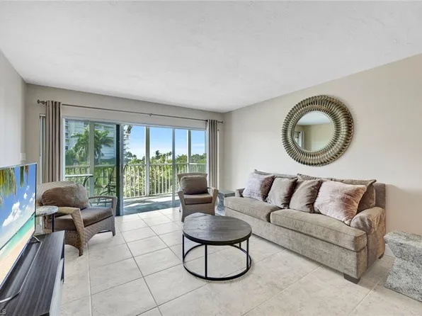 1 Bluebill AVE #409, NAPLES, FL 34108