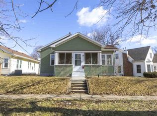 1141 Leavitt St, Waterloo, IA 50702