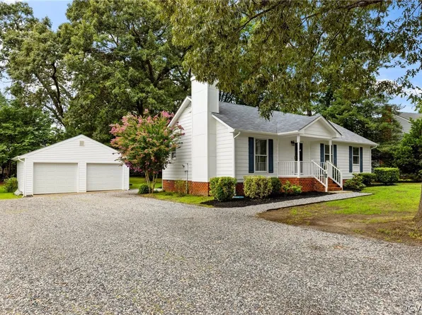 11706 Perdue Ter, Chester, VA 23831