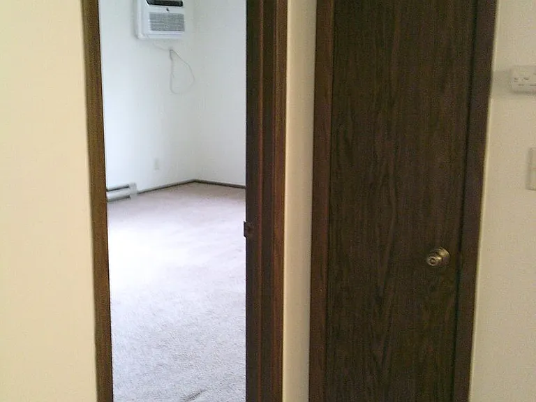 N18W5391 Pierce Ct — Photo 6