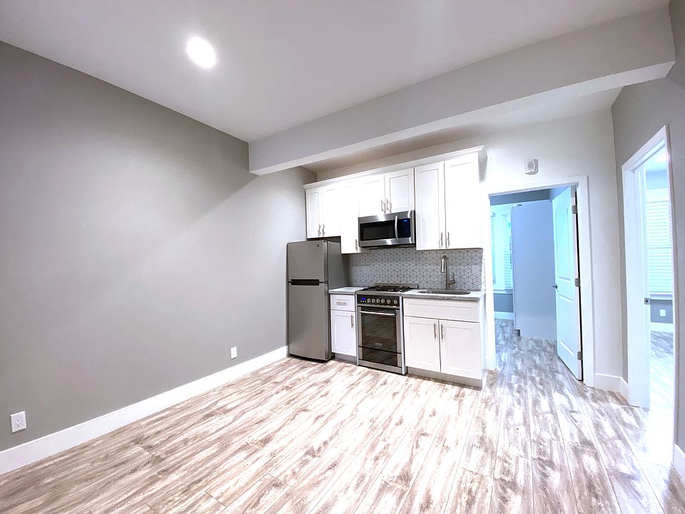1st image of 1085 Washington St #205