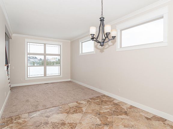 2nd image of 7800 Crooked Cove St