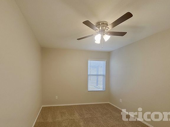 3rd image of 1720 Claireborne Ct