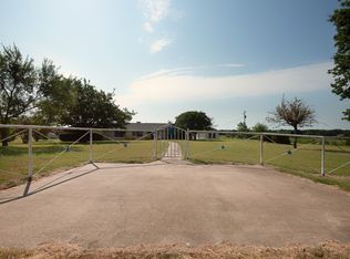 6883 County Road 4098, Kaufman, TX 75142