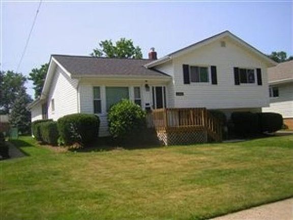 Front/Side Yard