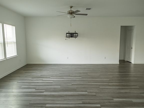 5th image of 1708 Arroyo Rd