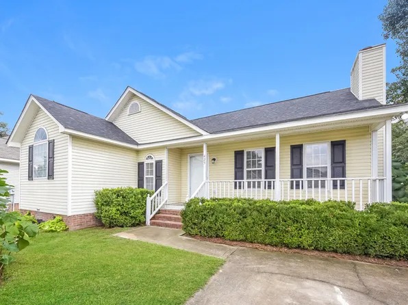 425 Wallace Way, Lexington, SC 29073