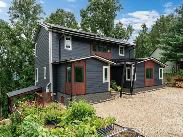 322 Windswept Dr, Asheville, NC 28801