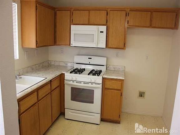 5th image of 1225 Moira St