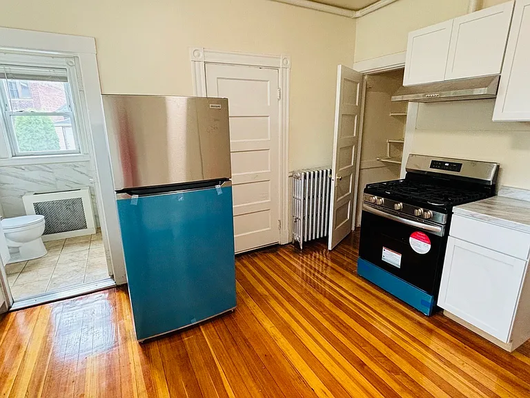 106 Geneva Ave #2 — Photo 6