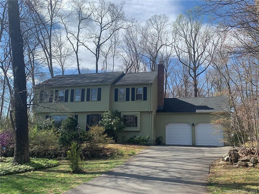 25 Arrowleaf Ct Cheshire Ct 06410 Mls 170391368 Zillow