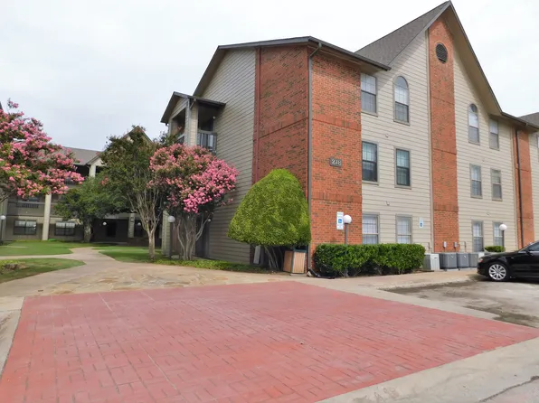 218 N Texas Blvd APT 311, Denton, TX 76201