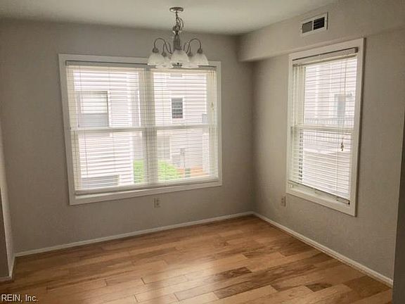 4th image of 2301 Bergen Ct