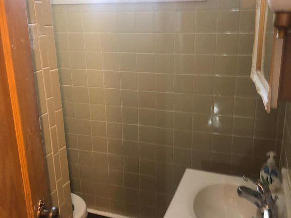 4th image of 362 N 6th St #B