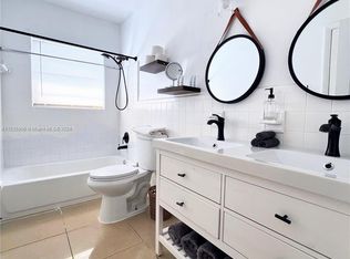 411 SW 30th Ter, Fort Lauderdale, FL 33312