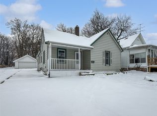 819 Cleveland Ave, Des Moines, IA 50316